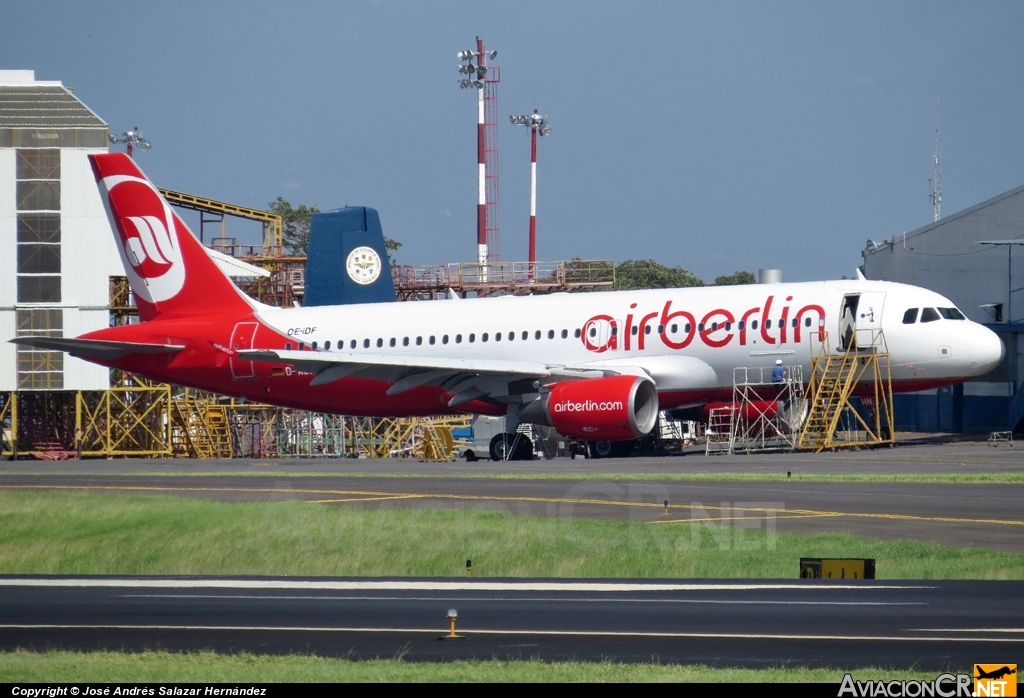 OE-IDF - Airbus A320-214 - Air Berlin