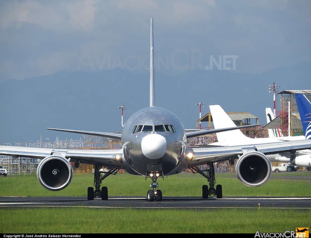 N422LA - Boeing 767-346F/ER - Florida West