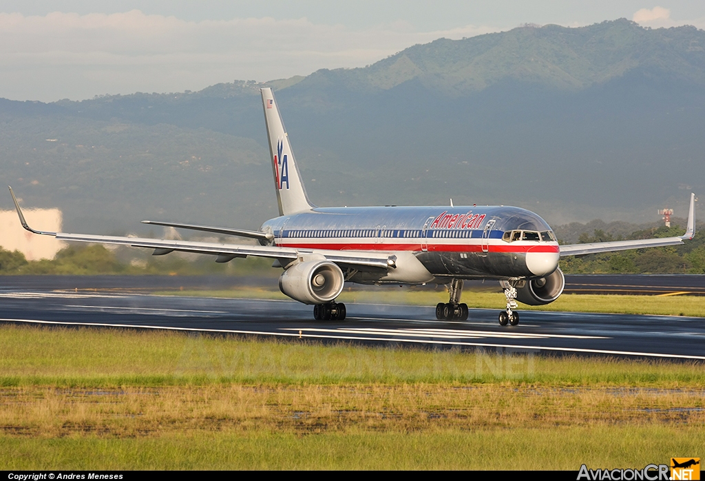 N635AA - Boeing 757-223 - American Airlines