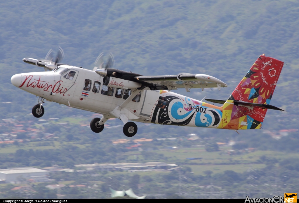 TI-BDZ - De Havilland Canada DHC-6-300 Twin Otter/VistaLiner - Nature Air