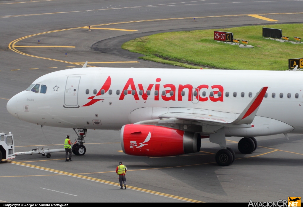 N703AV - Airbus A319-132 - Avianca