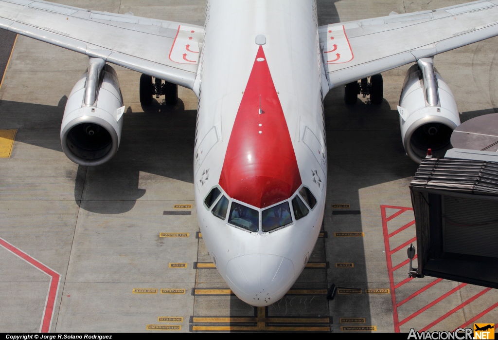 N687TA - Airbus A320-233 - TACA