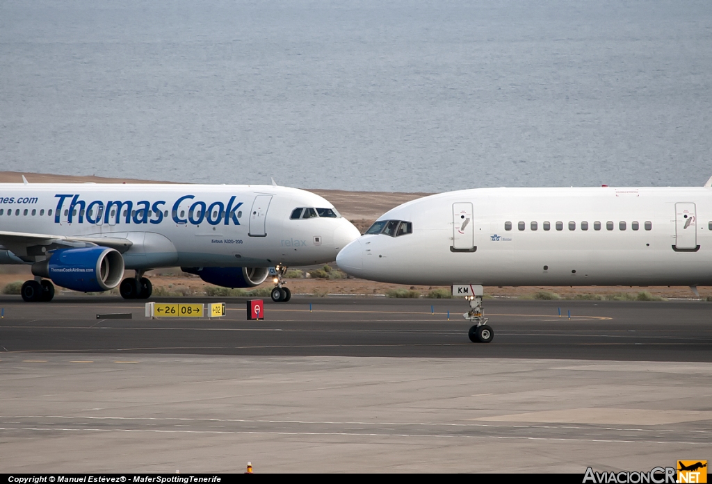 OO-TCI - Airbus A320-214 - Thomas Cook