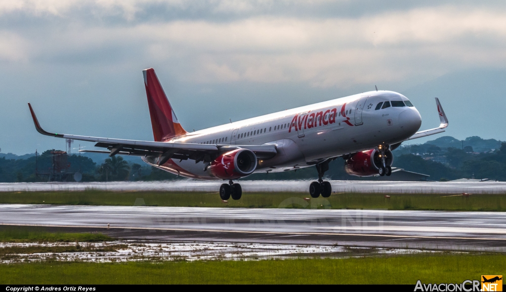 N693AV - Airbus A321-231 - Avianca