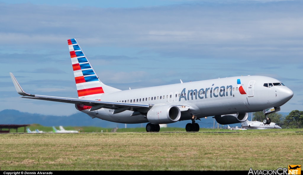 N935NN - Boeing 737-823 - American Airlines