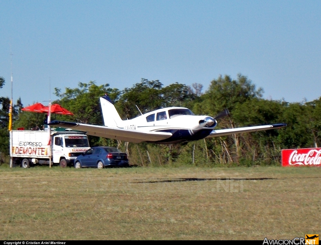 LV-GOW - Piper PA-24-180 Comanche - Privado