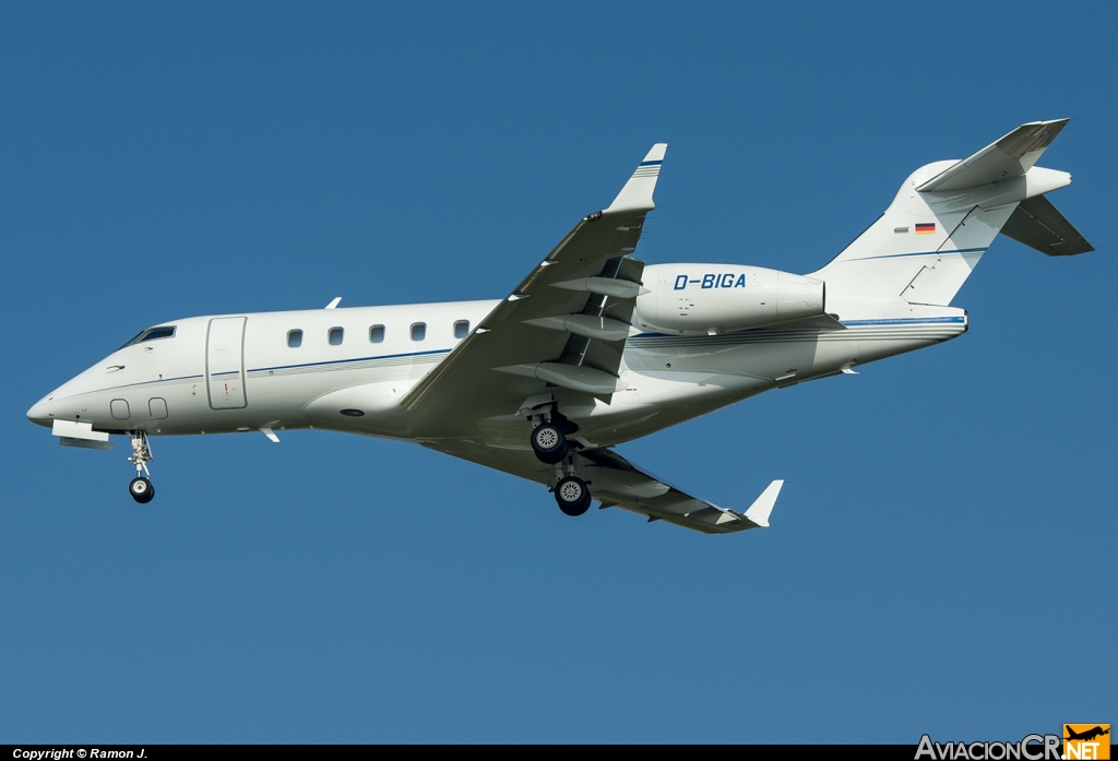 D-BIGA - Bombardier BD-100-1A10 Challenger 300 - DC Aviation