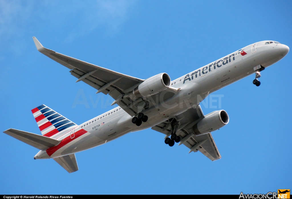 N187AN - Boeing 757-223 - American Airlines