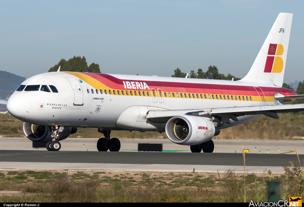 EC-JFN - Airbus A320-214 - Iberia