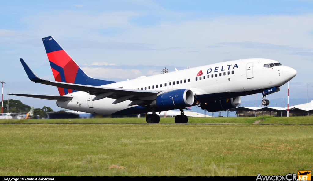 N302DQ - Boeing 737-732 - Delta Air Lines