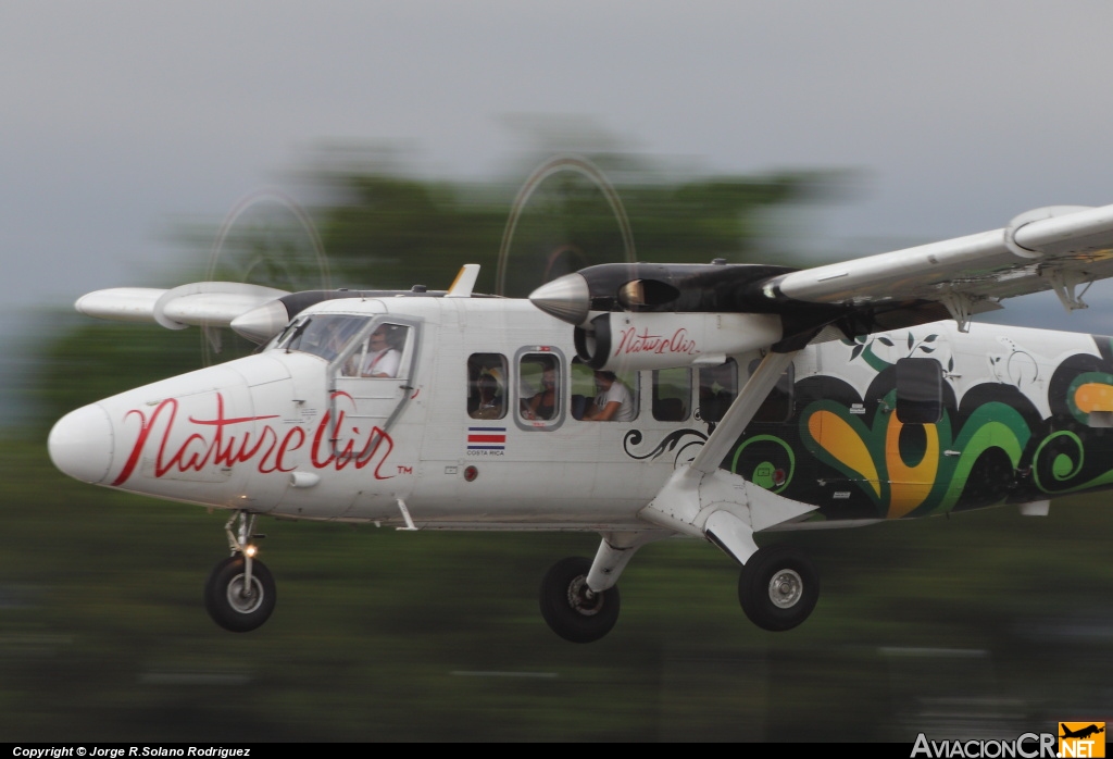 TI-BFO - De Havilland Canada DHC-6-300 Twin Otter/VistaLiner - Nature Air