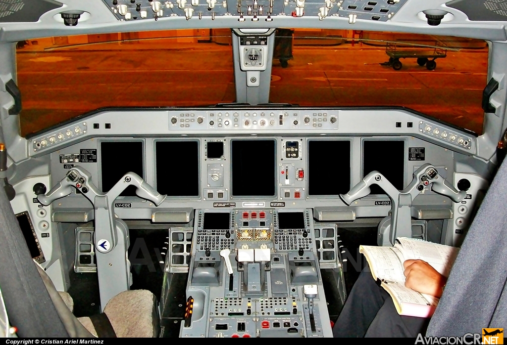 LV-CDZ - Embraer ERJ-190-100AR - Austral Líneas Aéreas