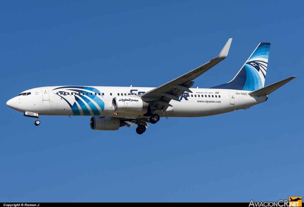 SU-GDC - Boeing 737-866 - Egypt Air