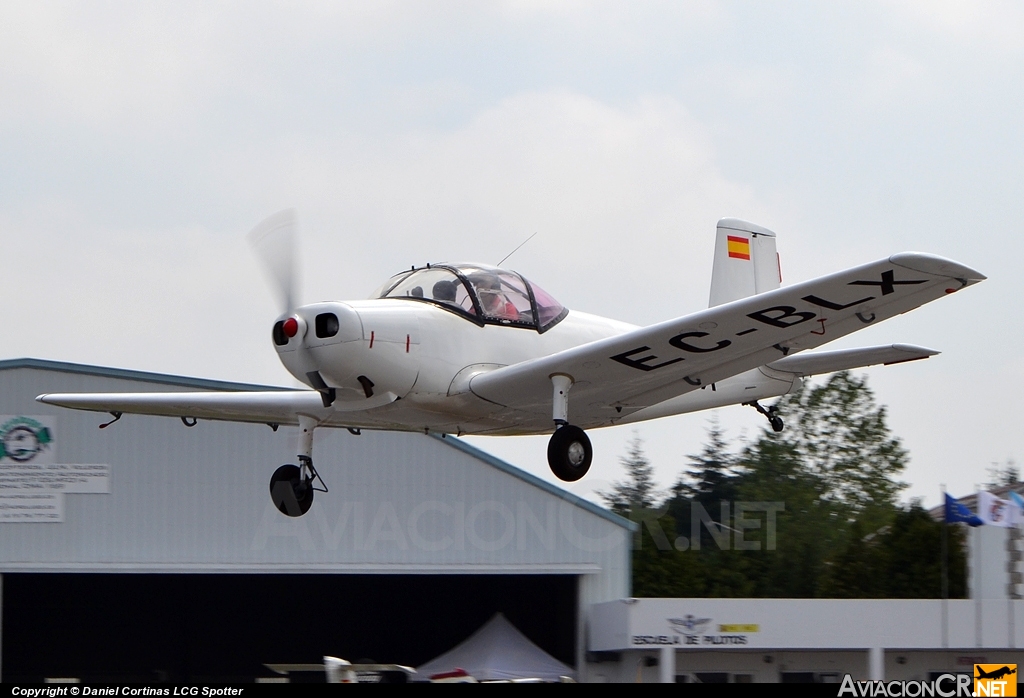 EC-BLX - AISA I-11B - Real Aero Club de España