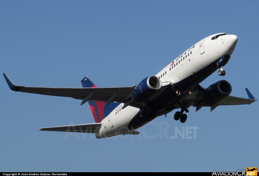 N308DE - Boeing 737-732 - Delta Air Lines