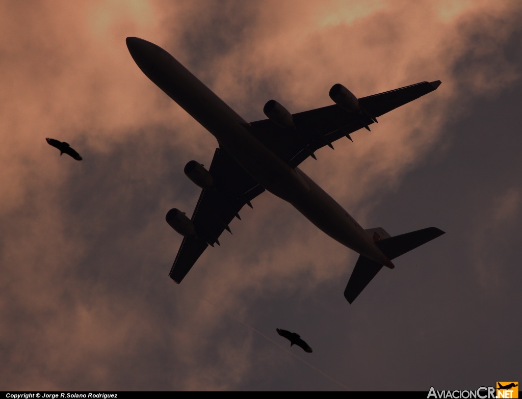 EC-IQR - Airbus A340-642 - Iberia