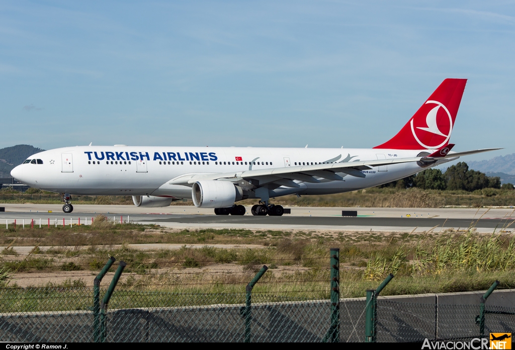 TC-JIO - Airbus A-330-223 - Turkish Airlines