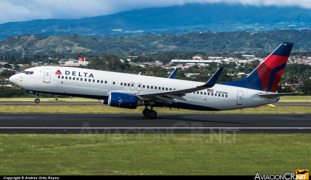 N385DN - Boeing 737-832 - Delta Air Lines