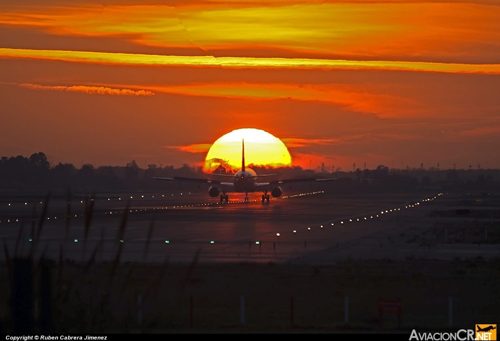 D-AIZL - Airbus A320-214 - Lufthansa