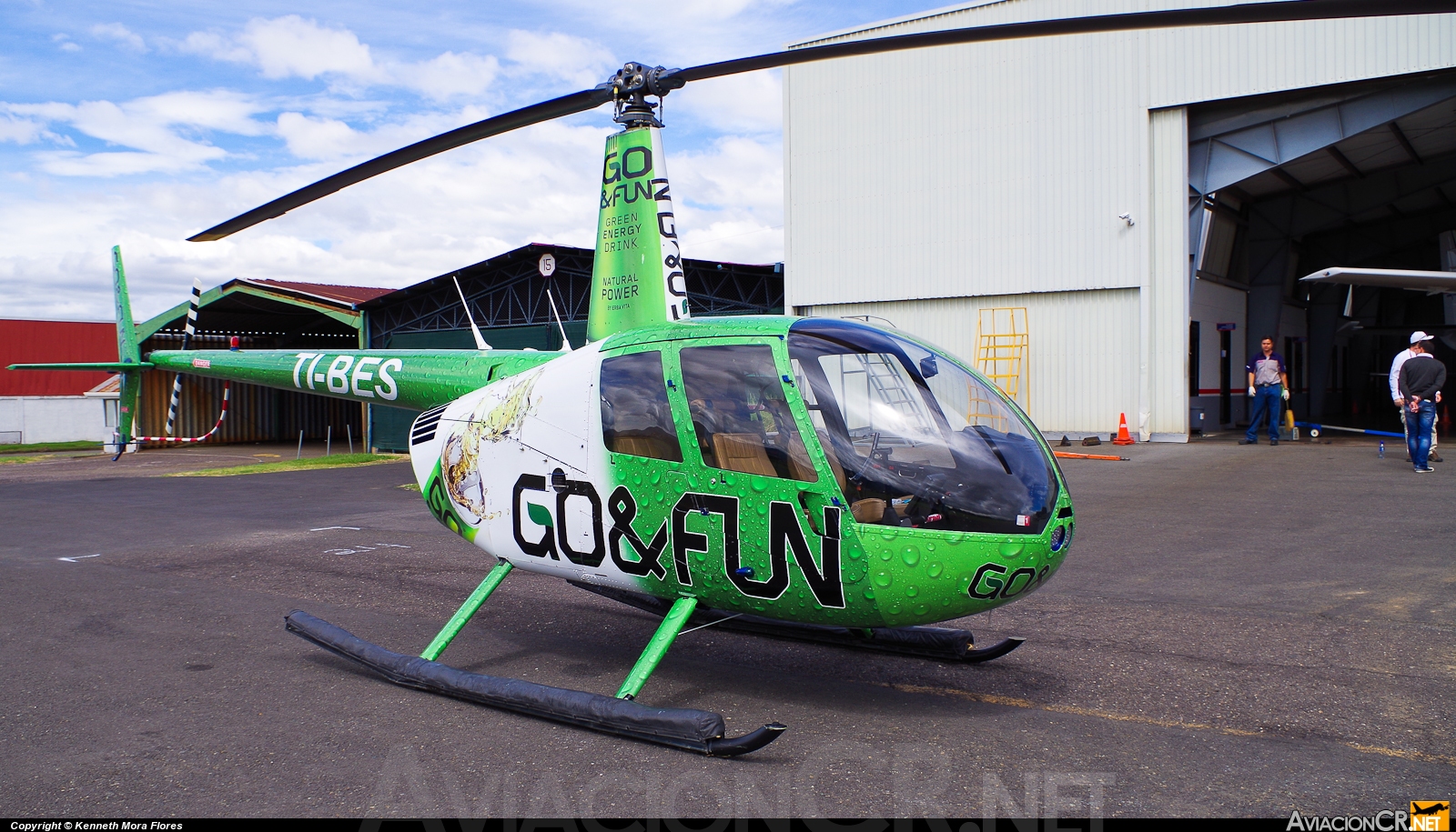 TI-BES - Robinson R44 Clipper II - Aerobell