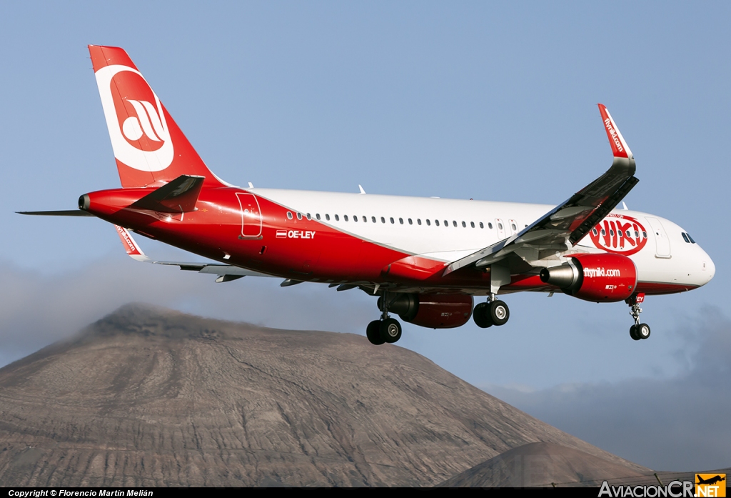 OE-LEY - Airbus A320-214 - NIKI