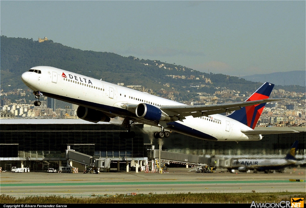 N833MH - Boeing 767-432/ER - Delta