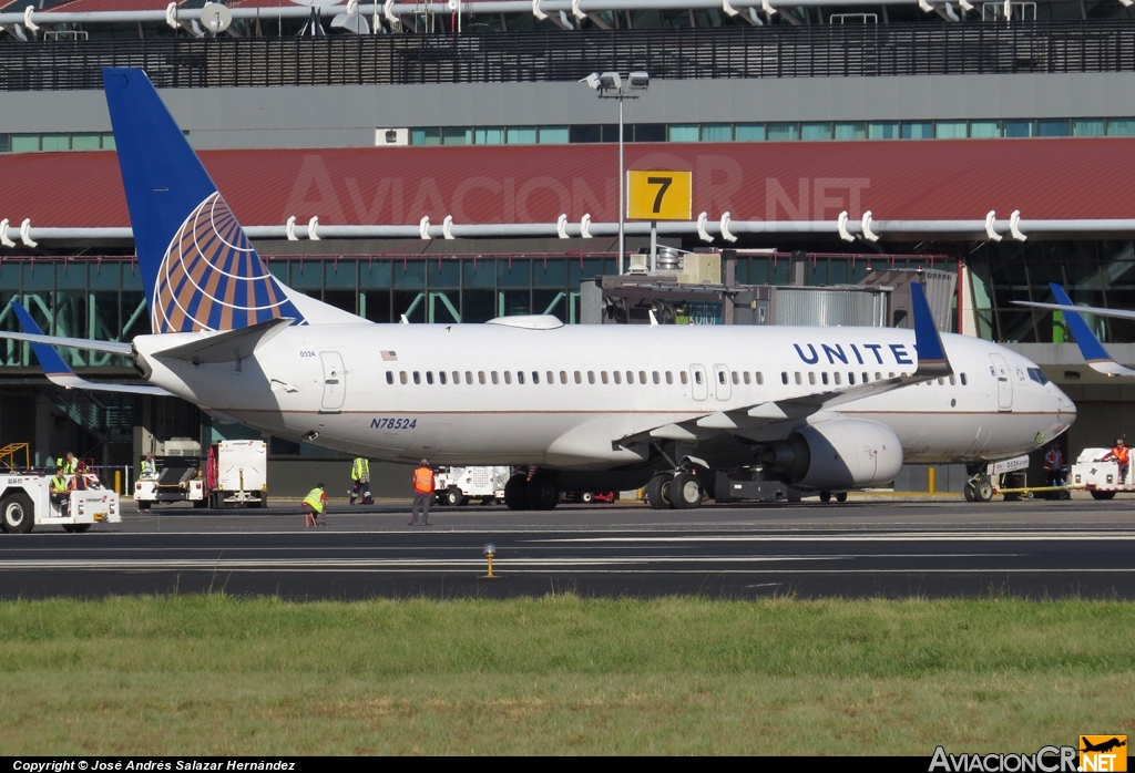 N78524 - Boeing 737-824 - United Airlines