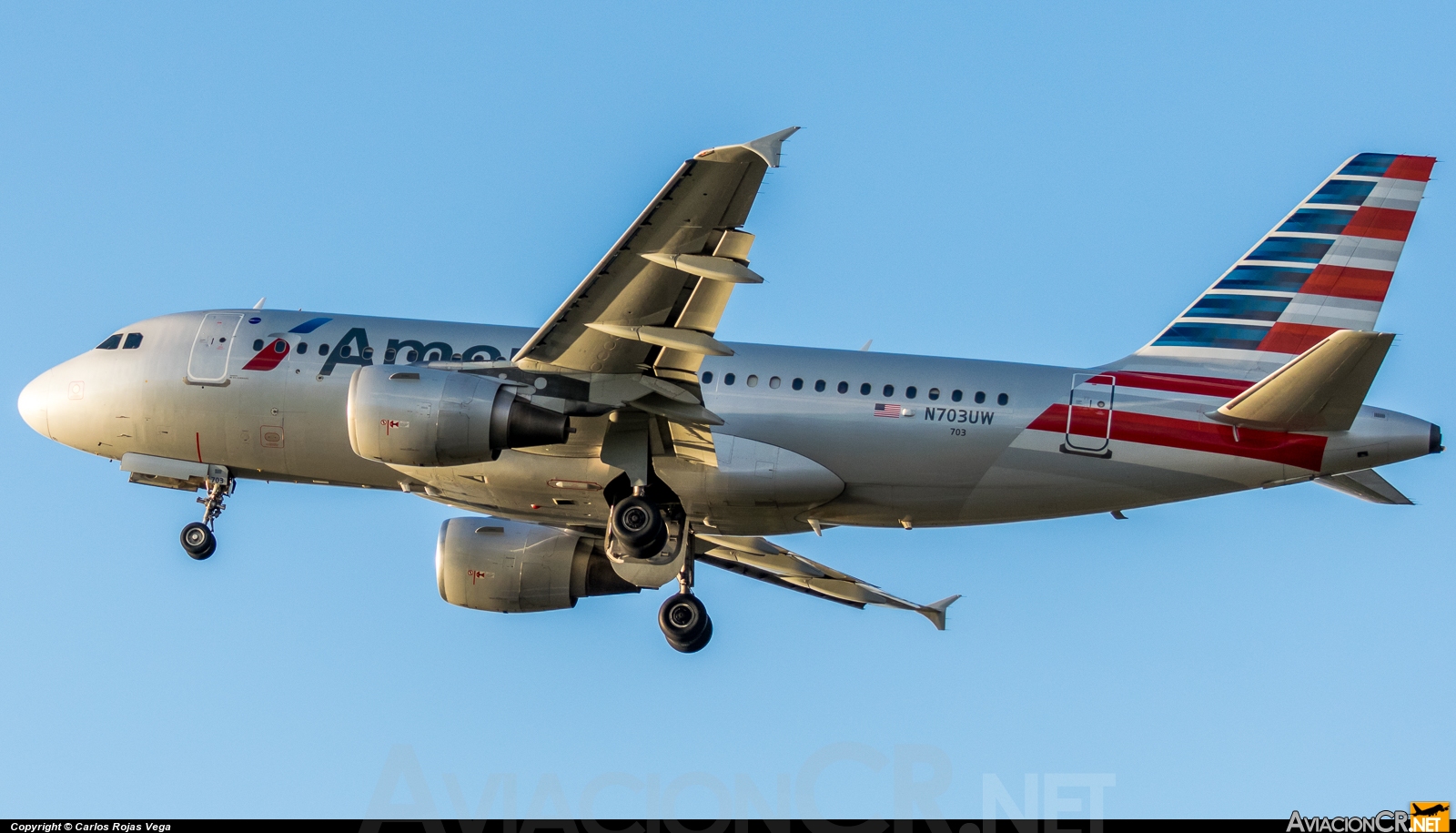 N703UW - Airbus A319-112 - American Airlines