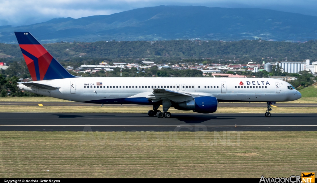 N681DA - Boeing 757-232 - Delta Airlines