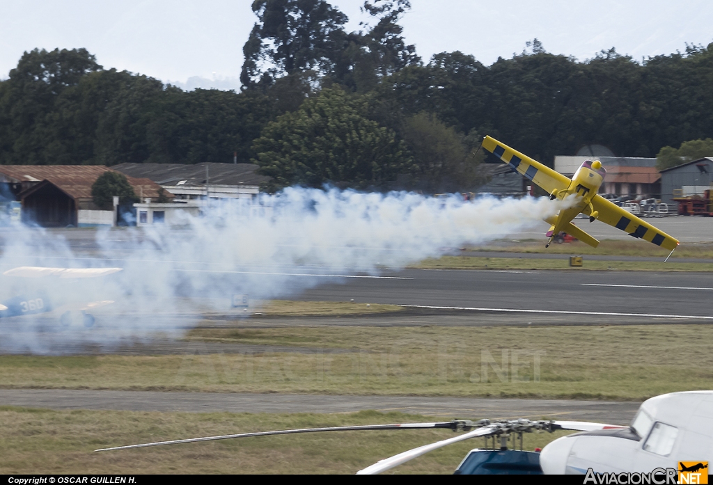 N13DK - Extra 300L - Privado