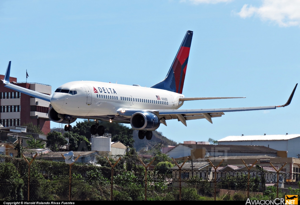 N308DE - Boeing 737-732 - Delta Air Lines