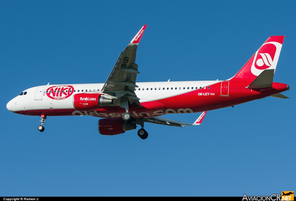 OE-LEY - Airbus A320-214 - NIKI