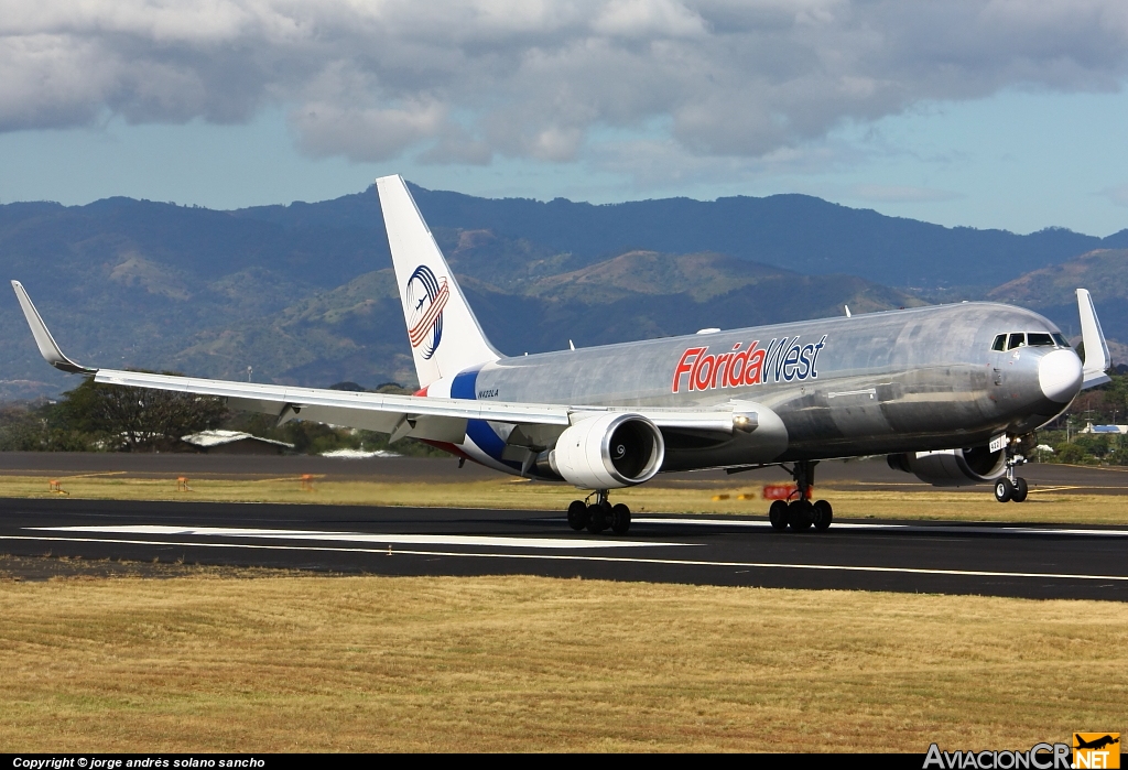 N422LA - Boeing 767-346F/ER - Florida West