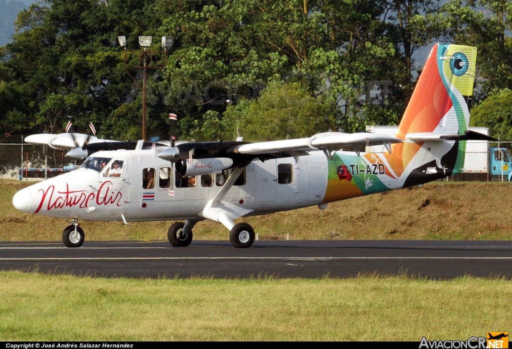 TI-AZD - De Havilland Canada DHC-6-300 Twin Otter - Nature Air