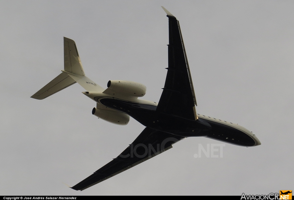 N711LS - Bombardier BD-700-1A11 Global 5000 - Privado