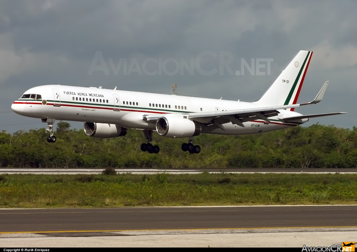XC-UJM - Boeing 757-225 - Fuerza Aerea Mexicana FAM