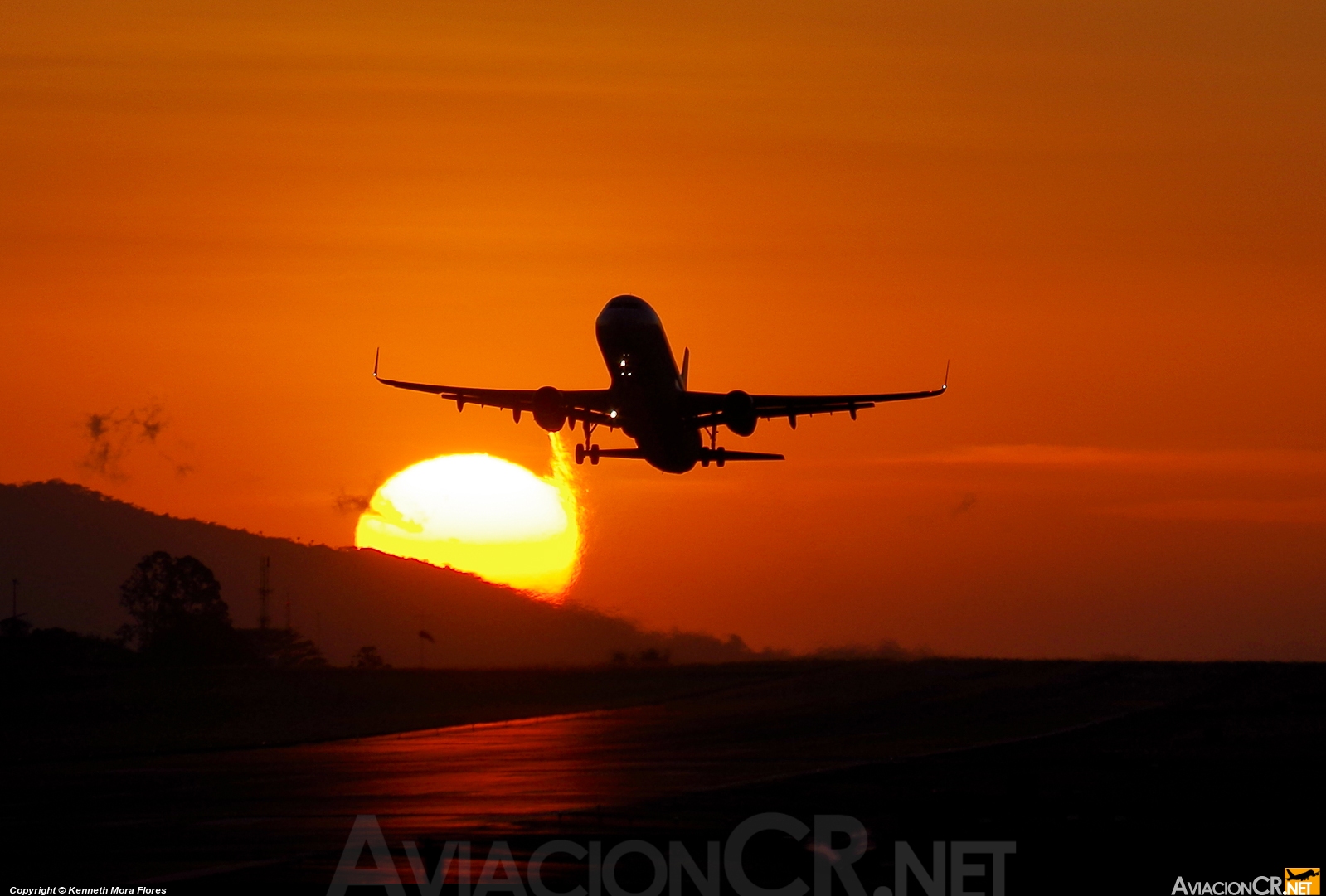 N693AV - Airbus A321-231 - Avianca