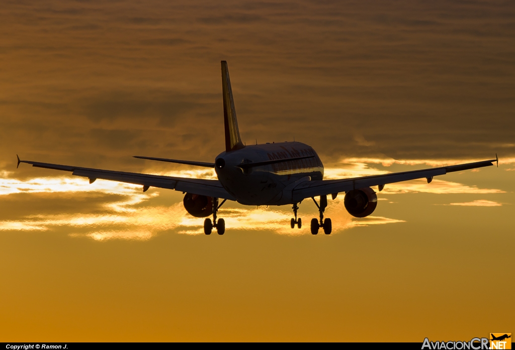 G-EZAM - Airbus A319-111 - EasyJet