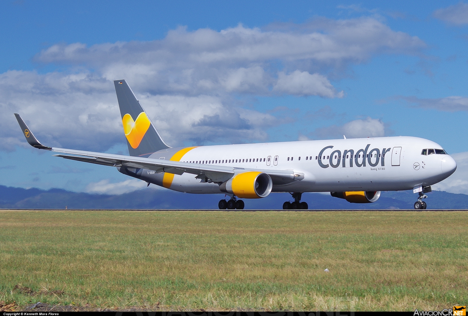 D-ABUA - Boeing 767-330ER - Condor