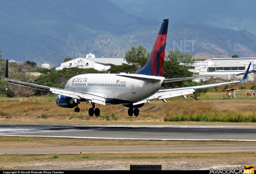 N302DQ - Boeing 737-732 - Delta Air Lines