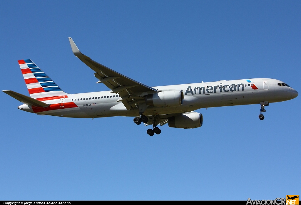 N190AA - Boeing 757-223 - American Airlines