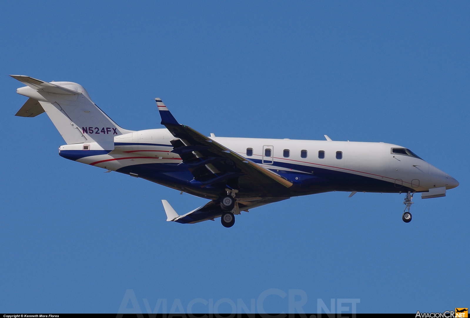 N524FX - Bombardier BD-100-1A10 Challenger 300 - Bombardier FlexJet