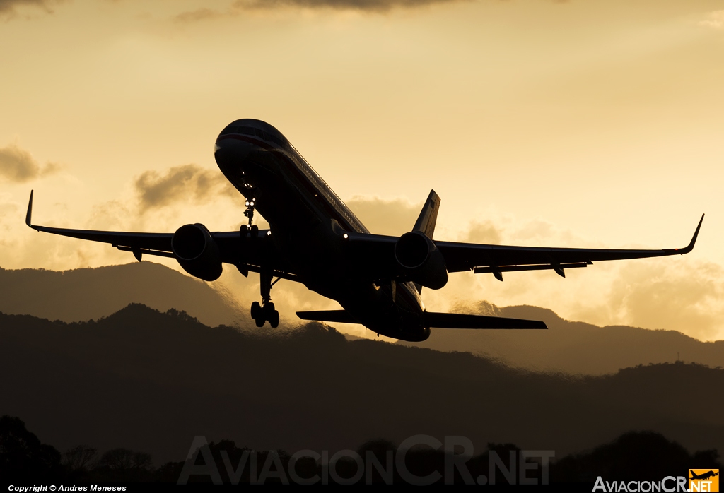 N668AA - Boeing 757-223 - American Airlines