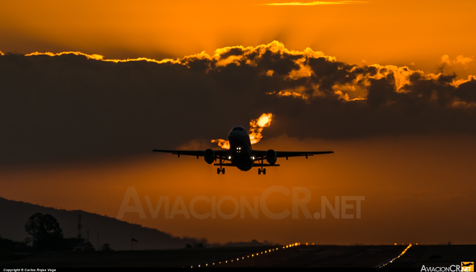 N522TA - Airbus A319-132 - Taca