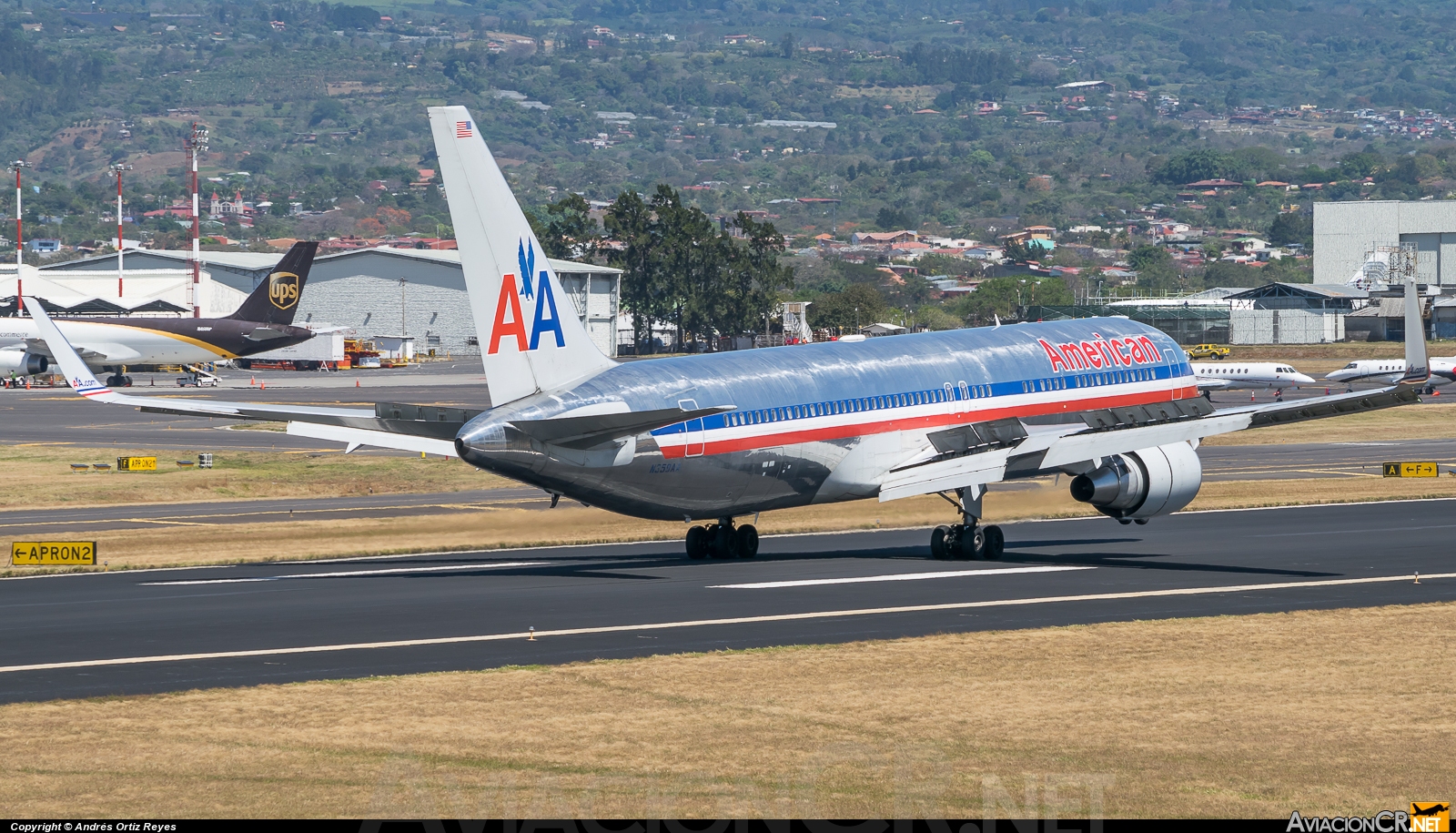 N359AA - Boeing 767-323/ER - American Airlines