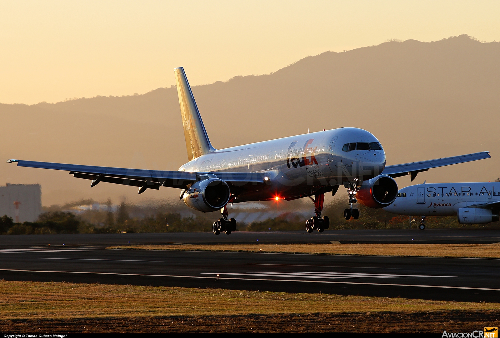 N926FD - Boeing 757-2S7 - FedEx