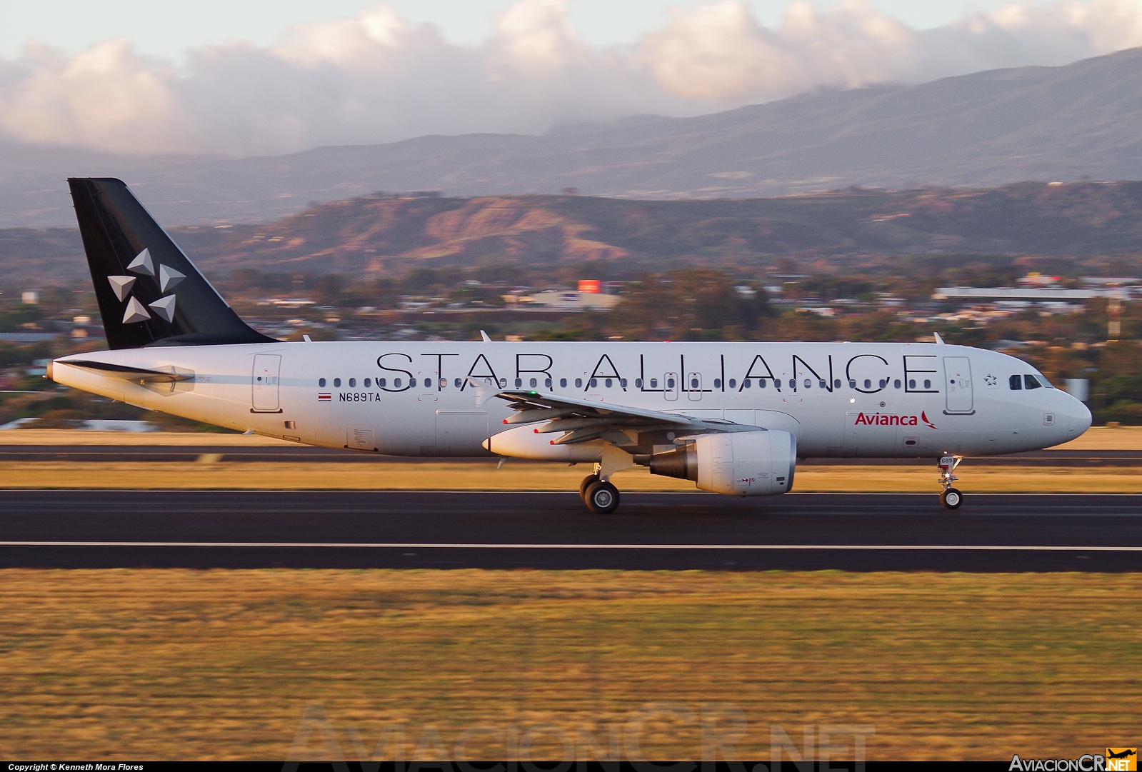 N689TA - Airbus A320-214 - TACA