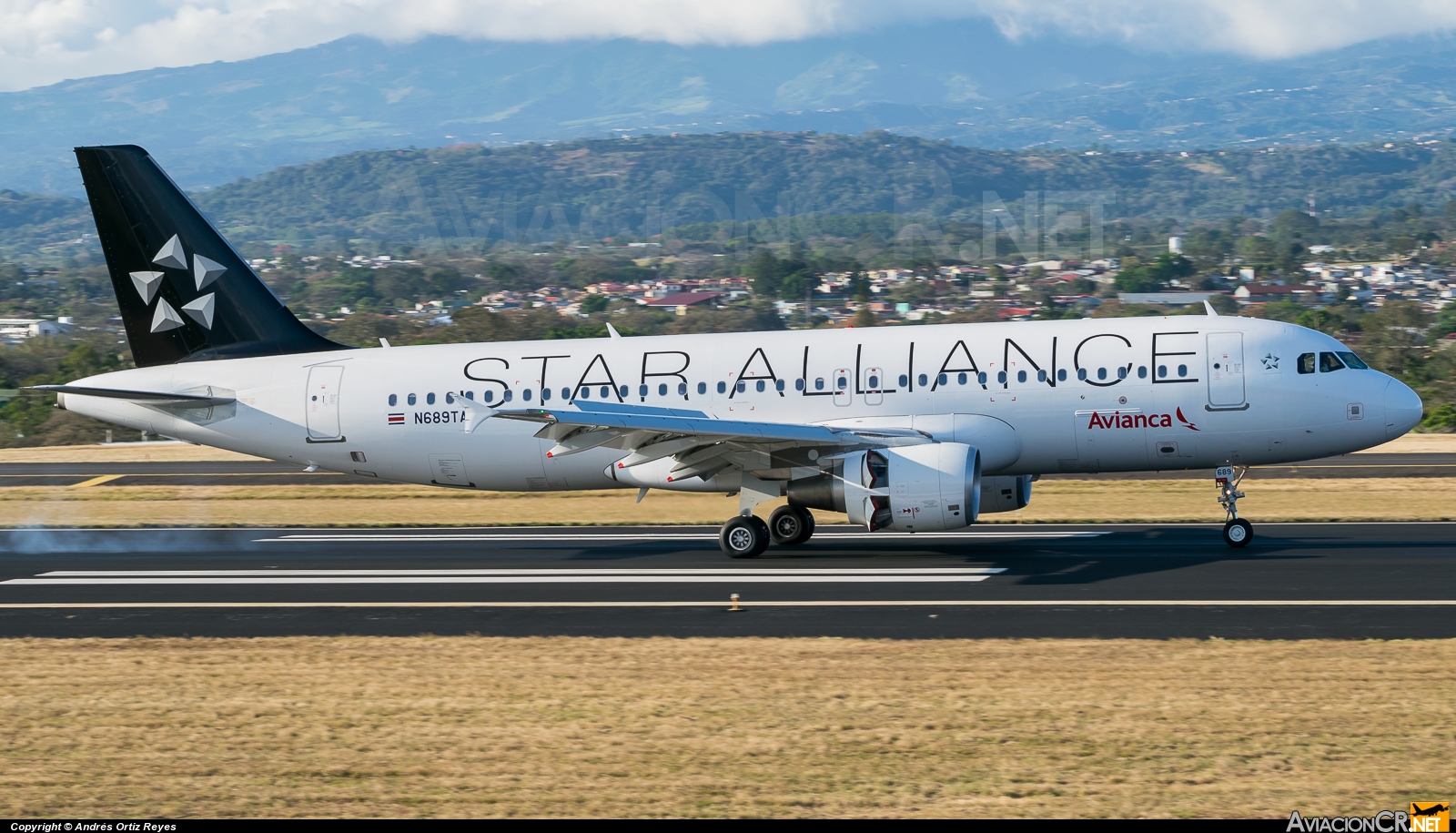 N689TA - Airbus A320-214 - TACA