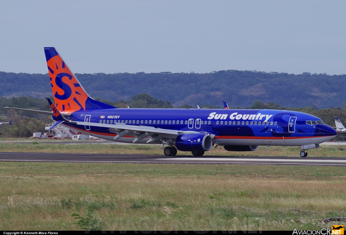 N821SY - Boeing 737-8FH - Sun Country Airlines