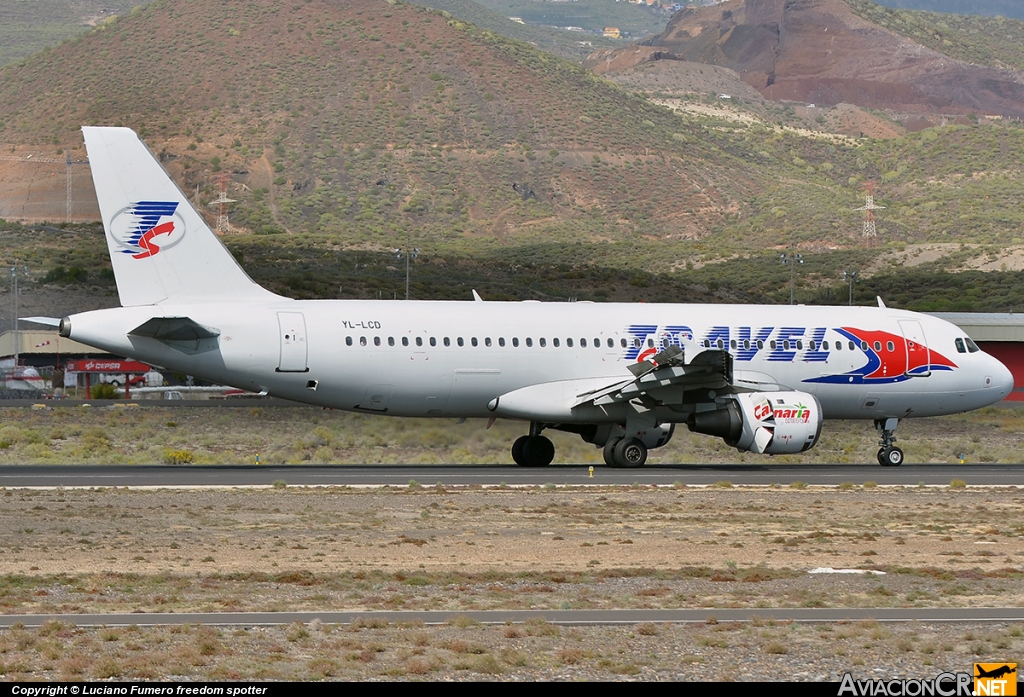 YL-LCD - Airbus A320-211 - Travel Service